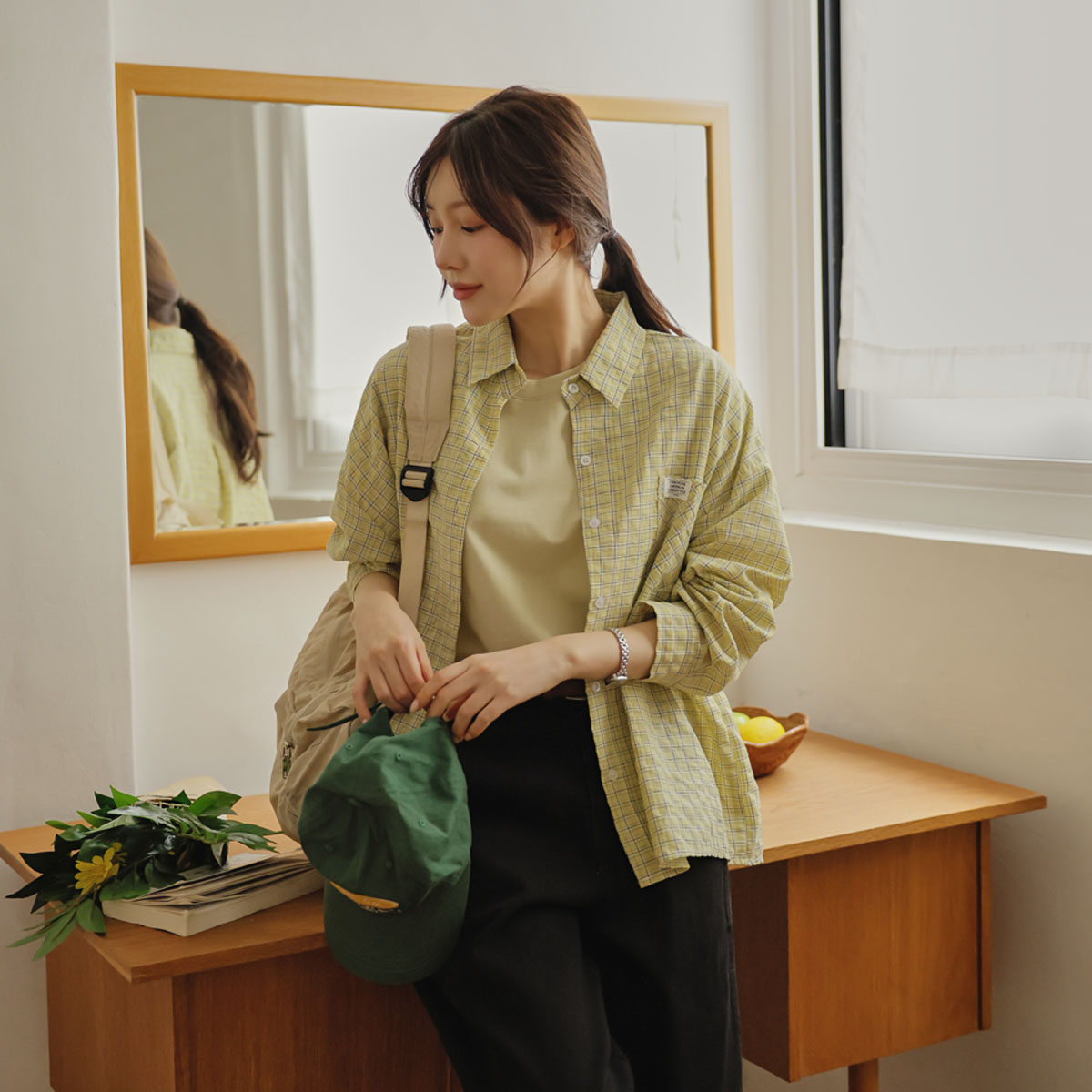 Wrinkle-resistant pocket patch check shirts