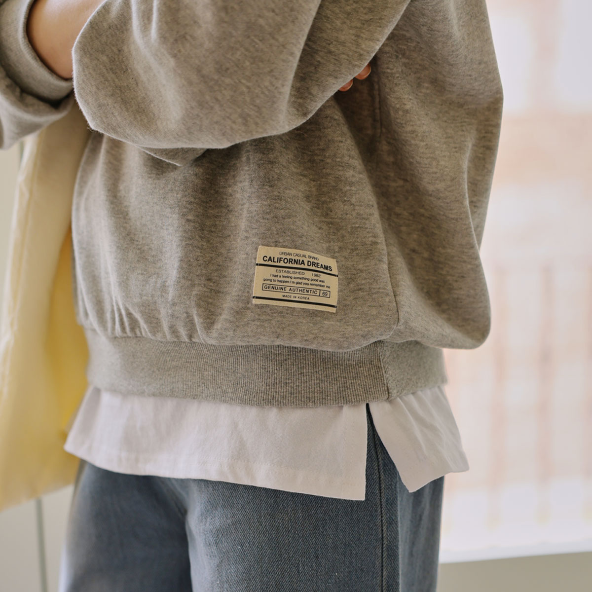 <b>[Special 2-Piece Deal]</b> Labels Color-Blocked Layered Sweatshirt