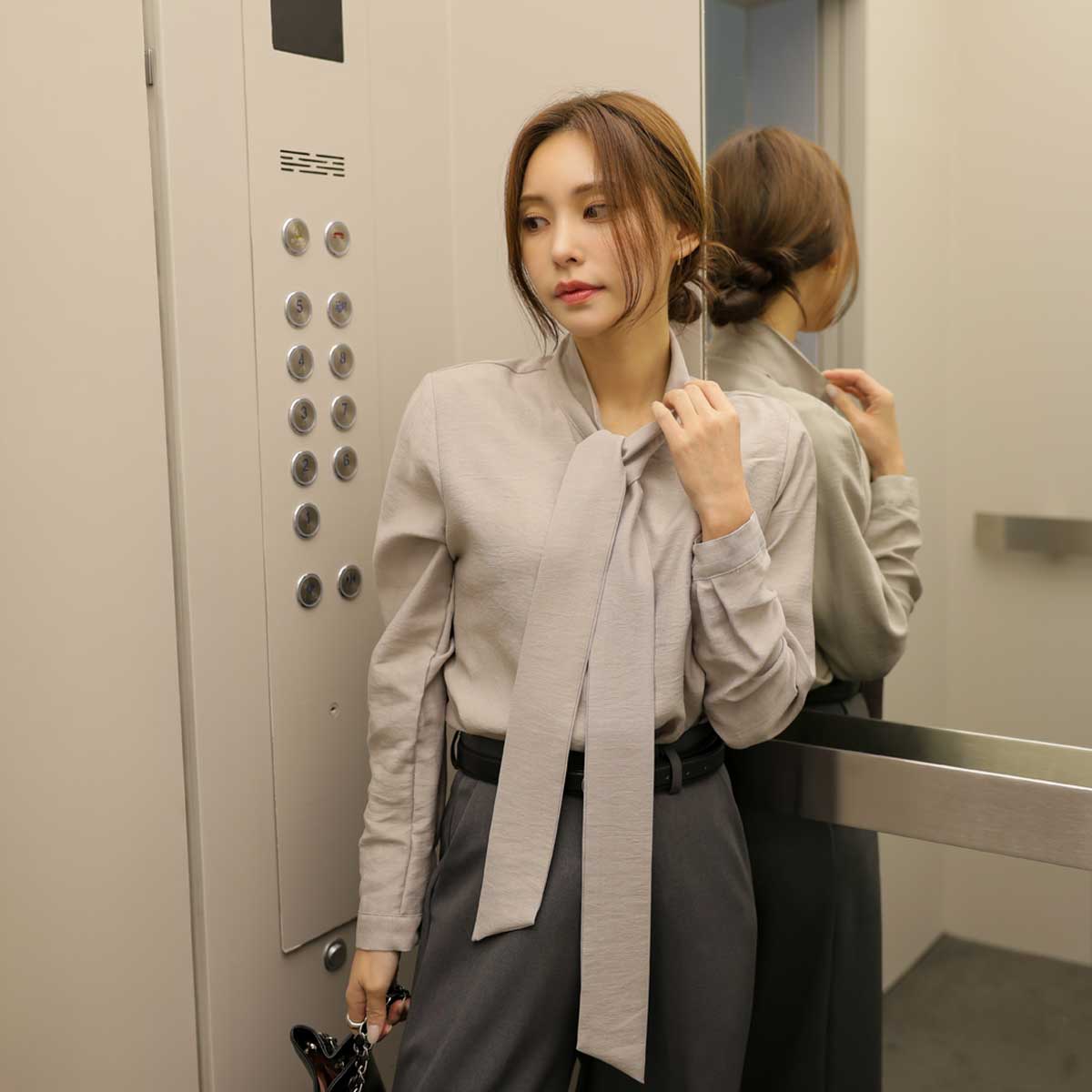 Roa Tie Blouse