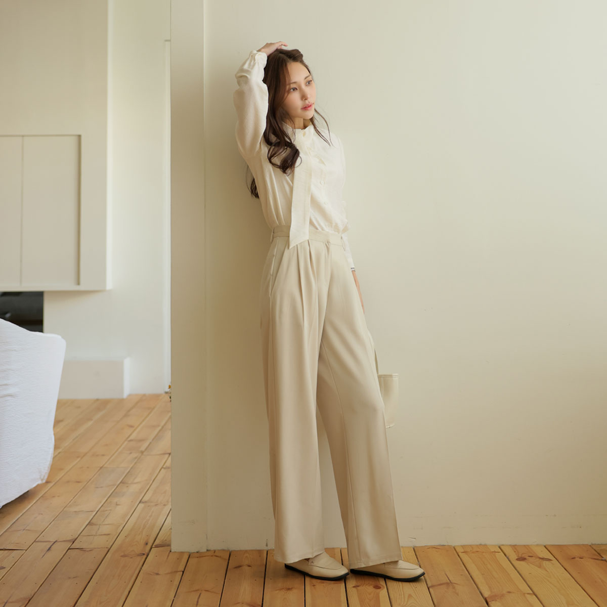 2-Type Silky Wide Pintuck Slacks