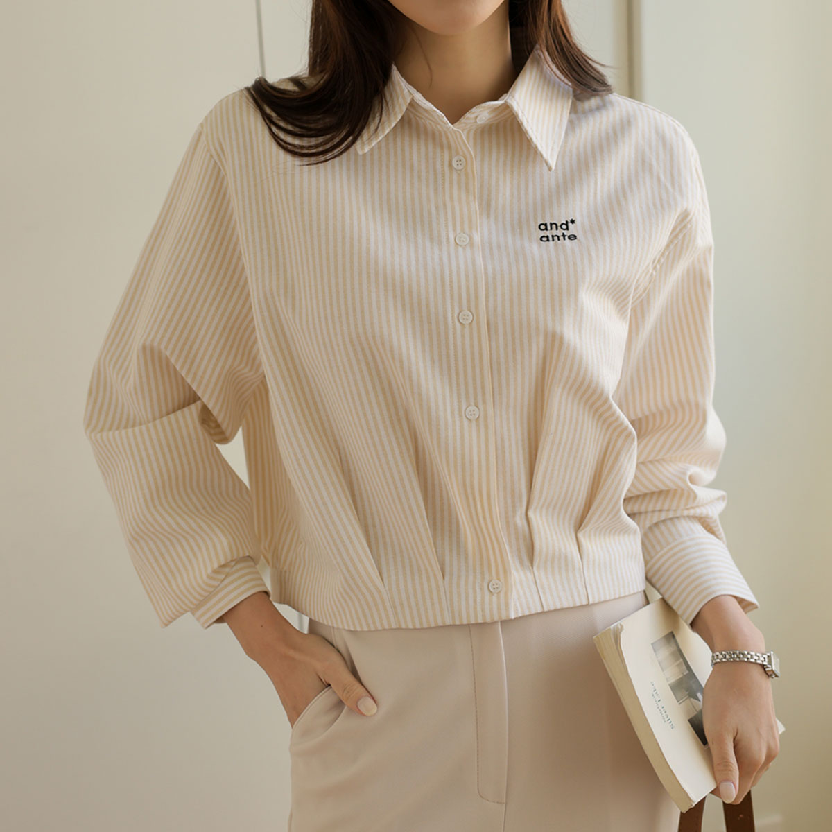 End embroidery pintuck striped shirt