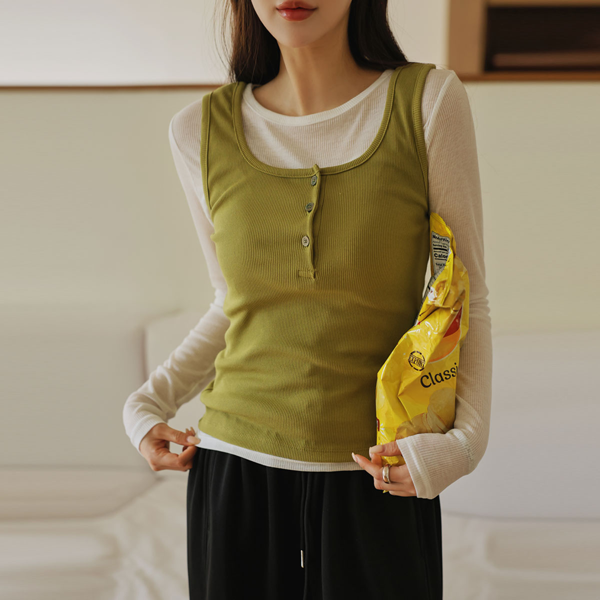 Buttoned ribbed shirt