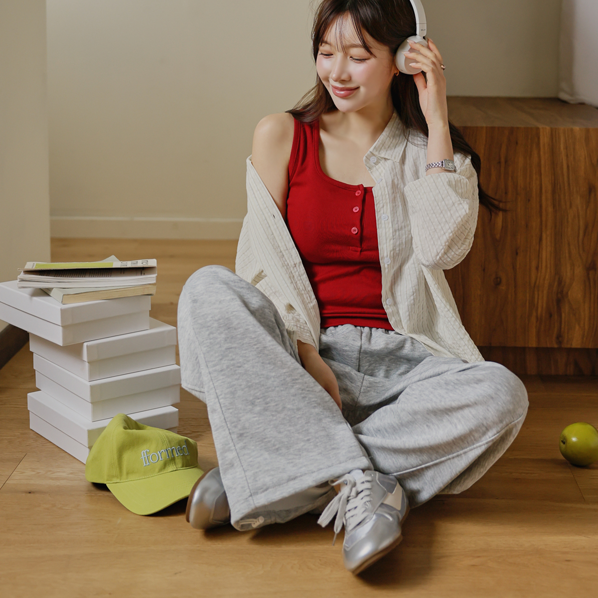 Silver pendant striped shirt
