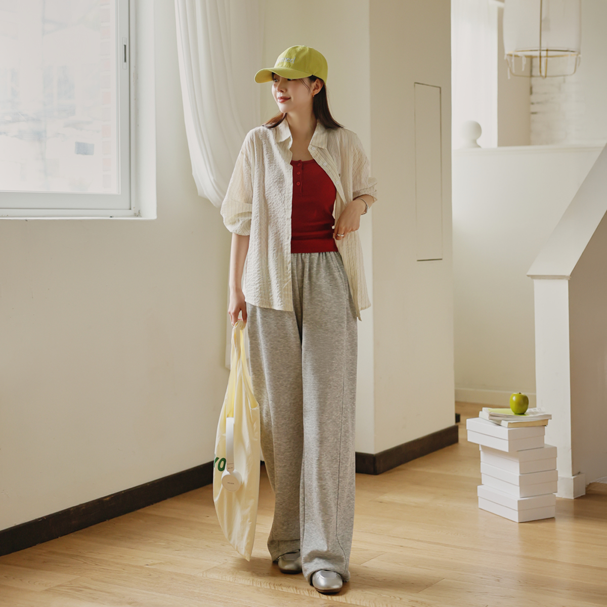 Silver pendant striped shirt