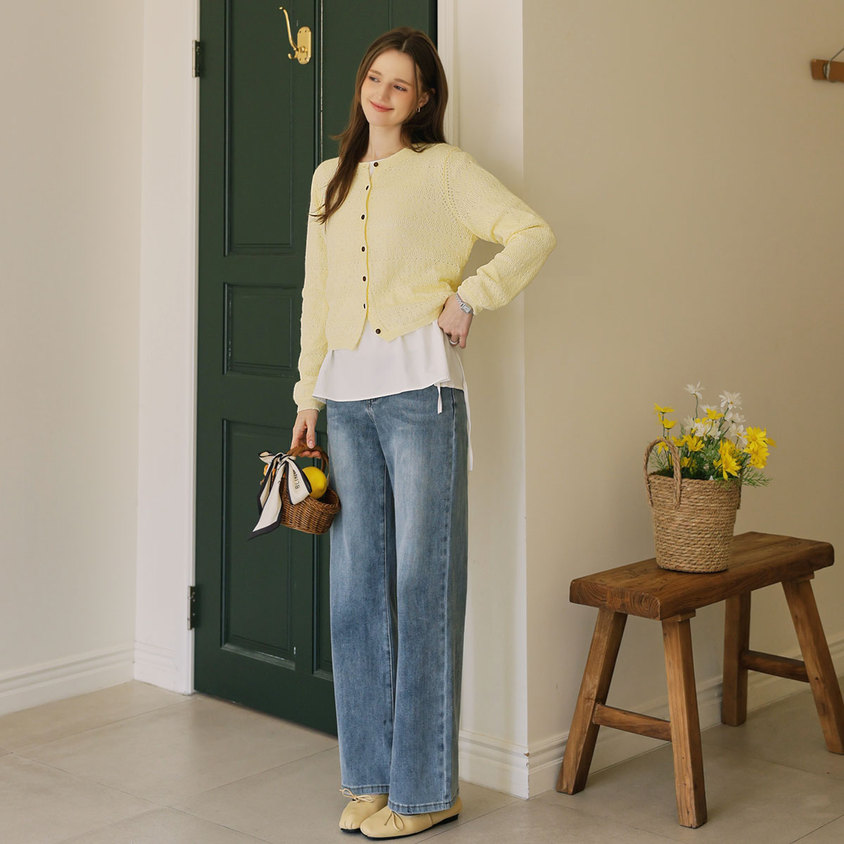 Baby's breath button punched knit