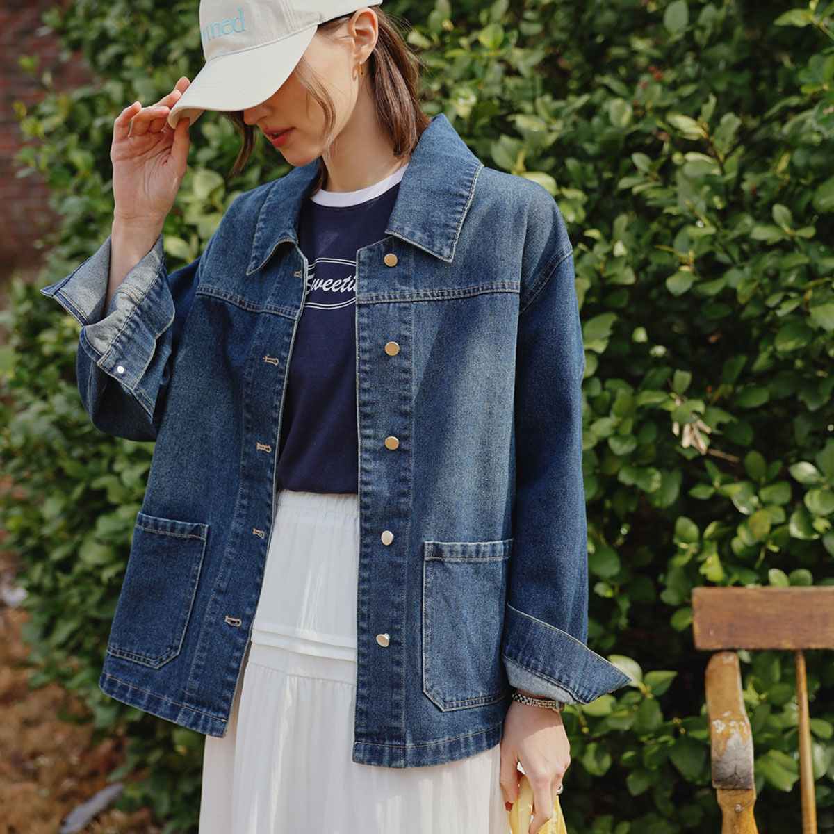 Oversized pocket washing denim jacket
