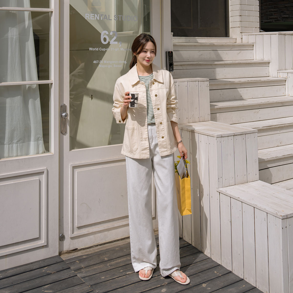 Oversized pocket washing denim jacket