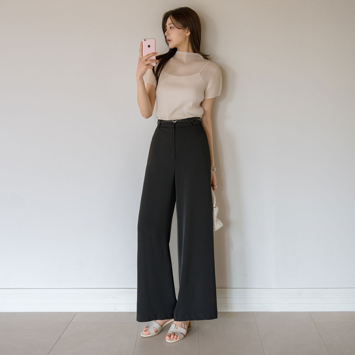 <b>[Opening Special]</b> <b>[Select Length/Silk-like Touch]</b> <b>[Made]</b> Wrinkle-free Char Silket Wide Slacks