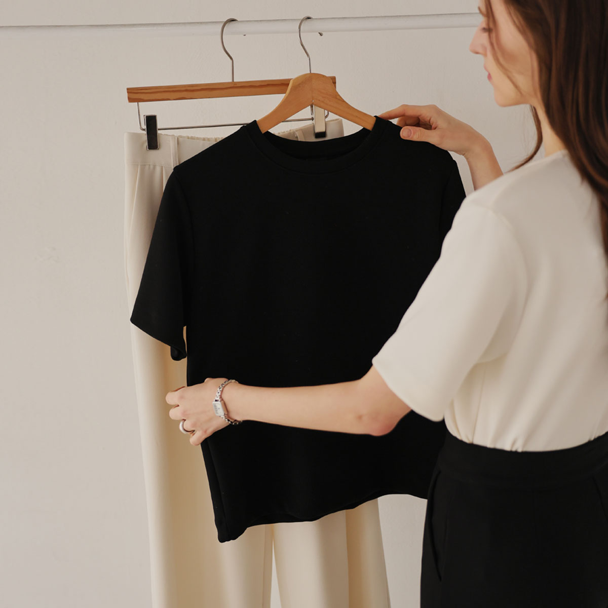 <b>[Made]</b> Soft Tension Tangy Basic T-shirt