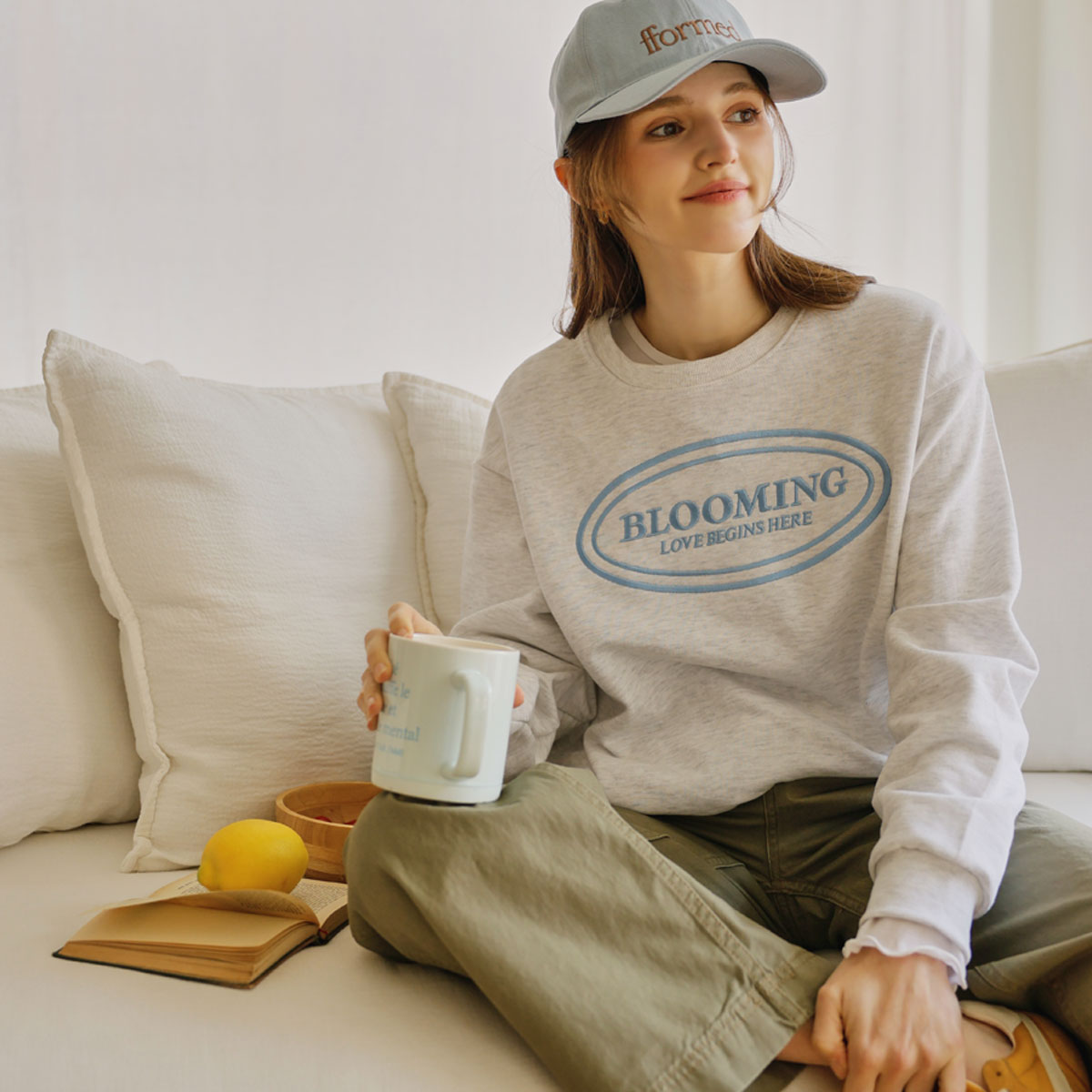 Love Blooming embroidered sweatshirt