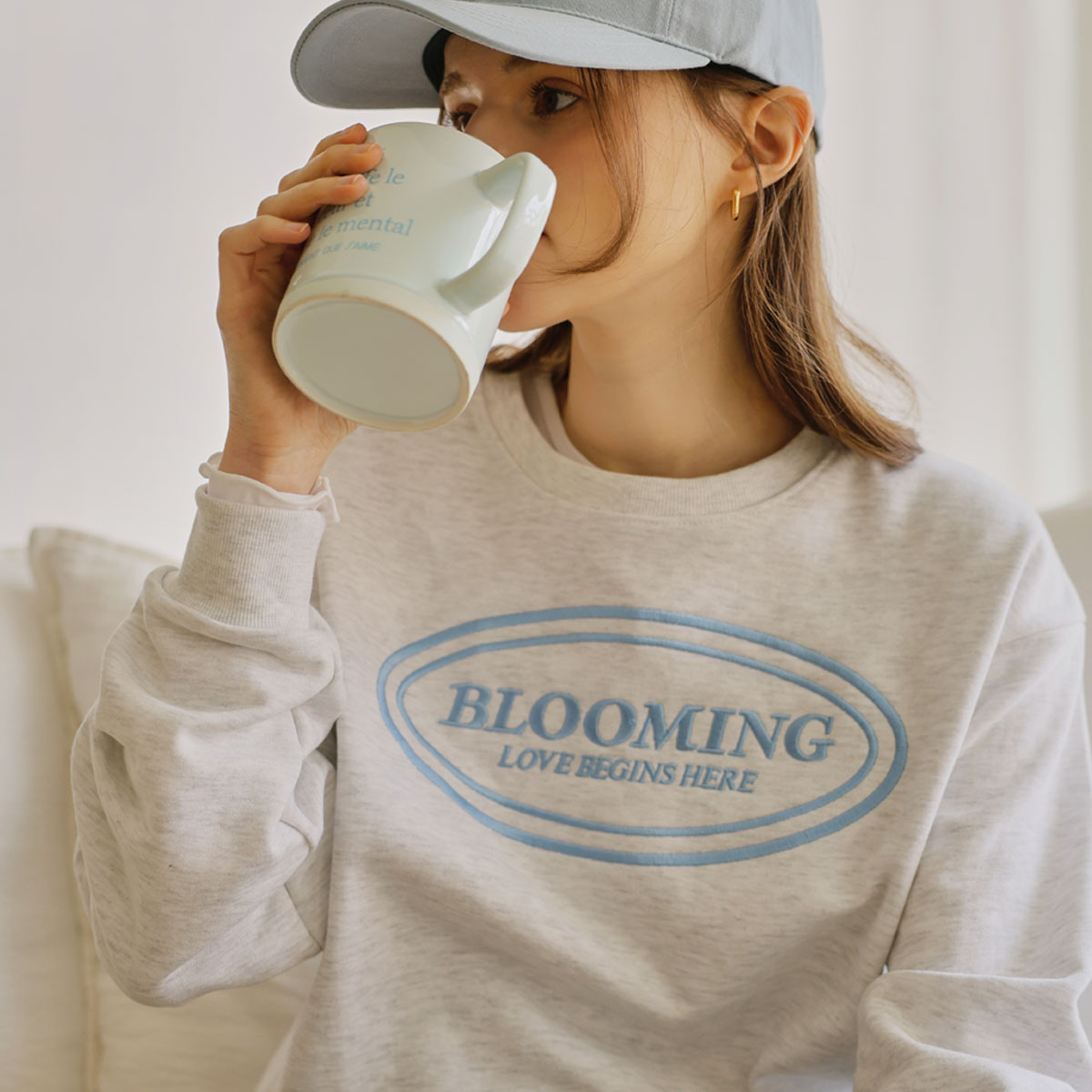 Love Blooming embroidered sweatshirt