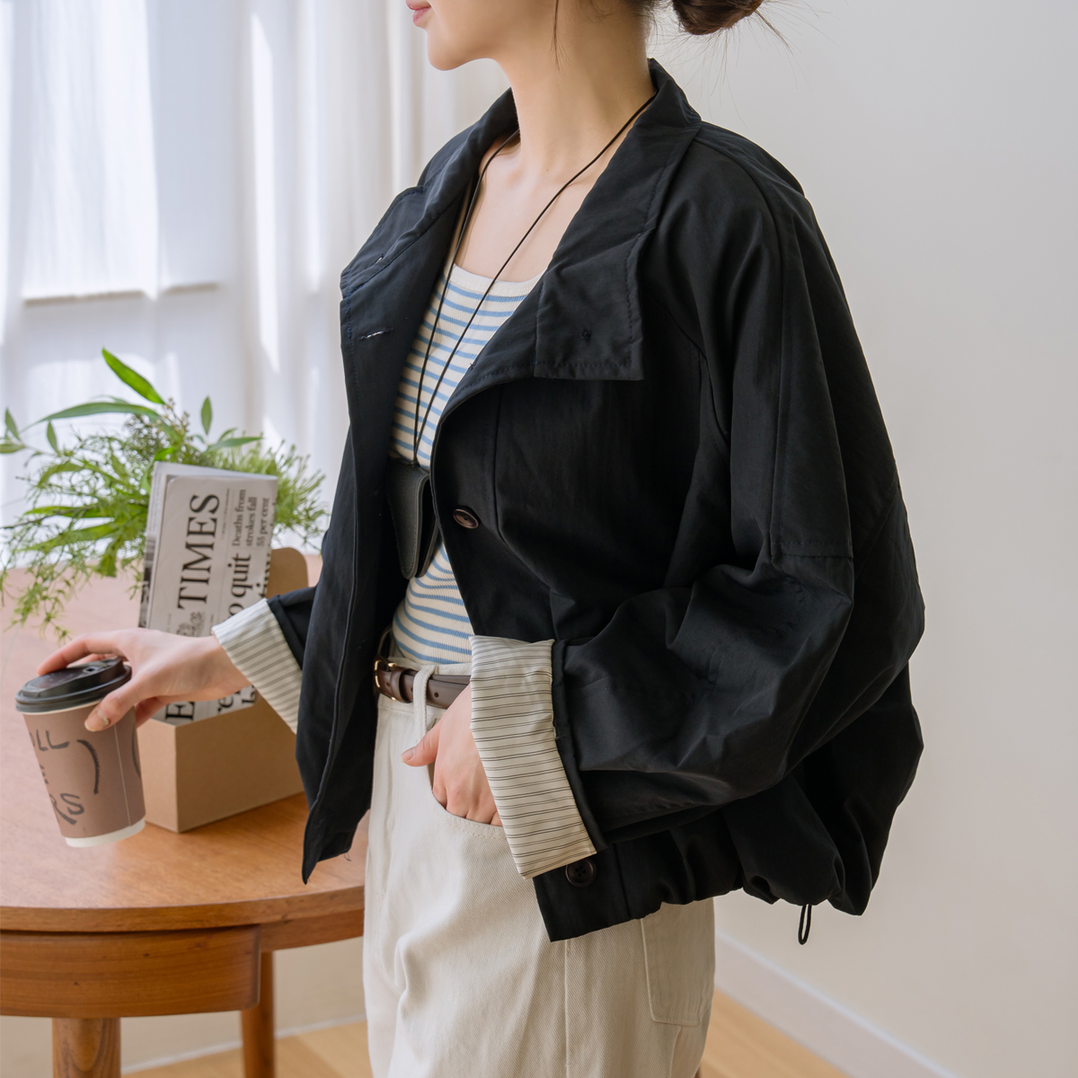 High-neck cut semi-cropped field jacket