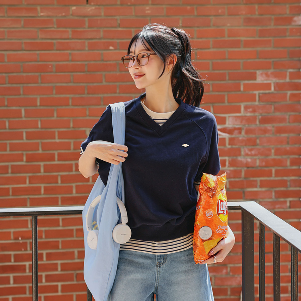 pendant V-neck short-sleeve sweatshirt