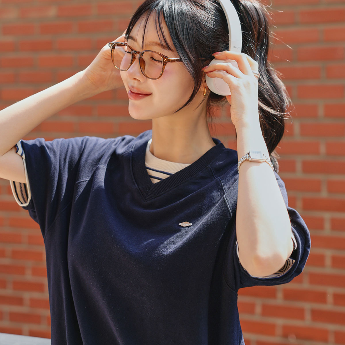 pendant V-neck short-sleeve sweatshirt