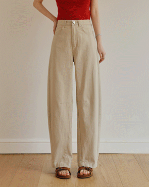 Soft Lyocell Barrel Fit Pants