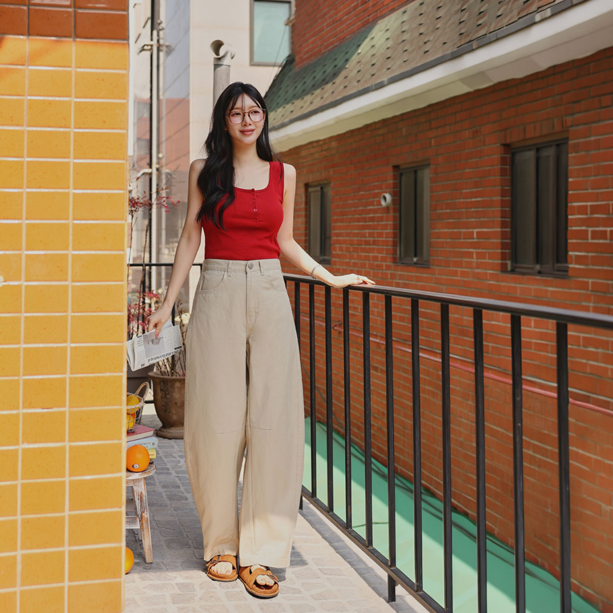 Soft Lyocell Barrel Fit Pants