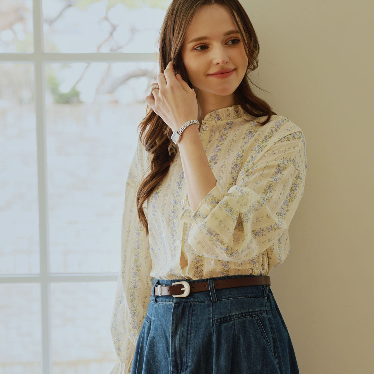 Blue flower frill blouse