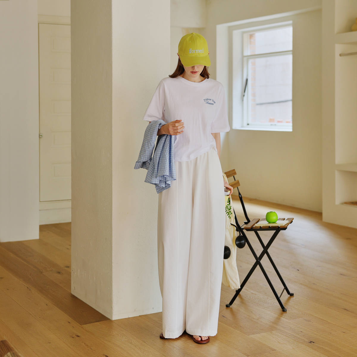 <b>[The Current Trend: Better Fit]</b> Swaying Curved Wide Pants with Cut-out Drawstring