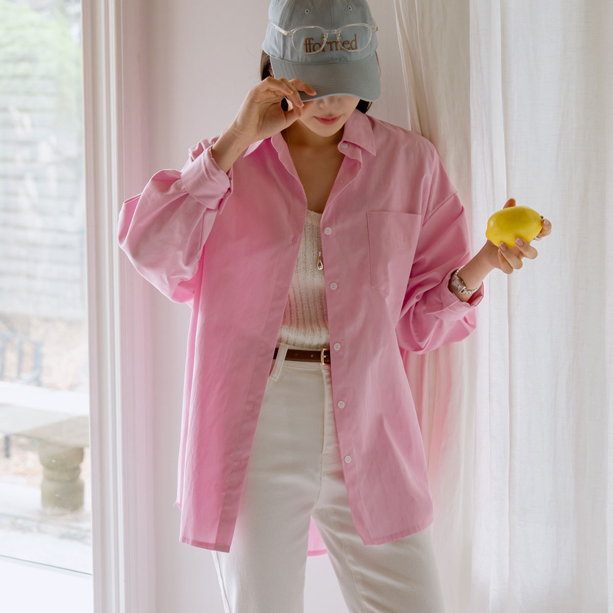 Vivid embroidered loose-fit shirt