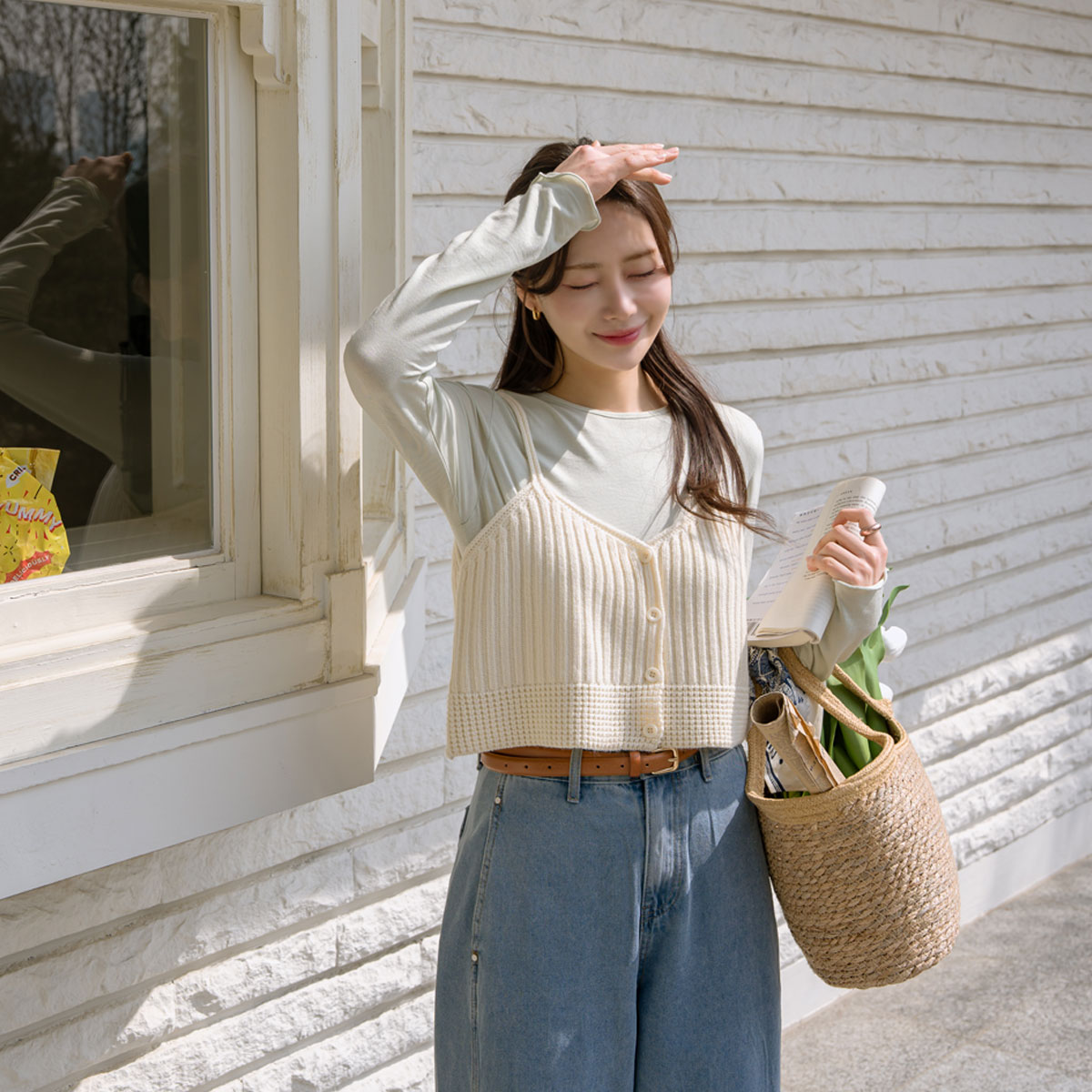 Cropped bustier knit