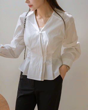 Silhouette Dart Shirt