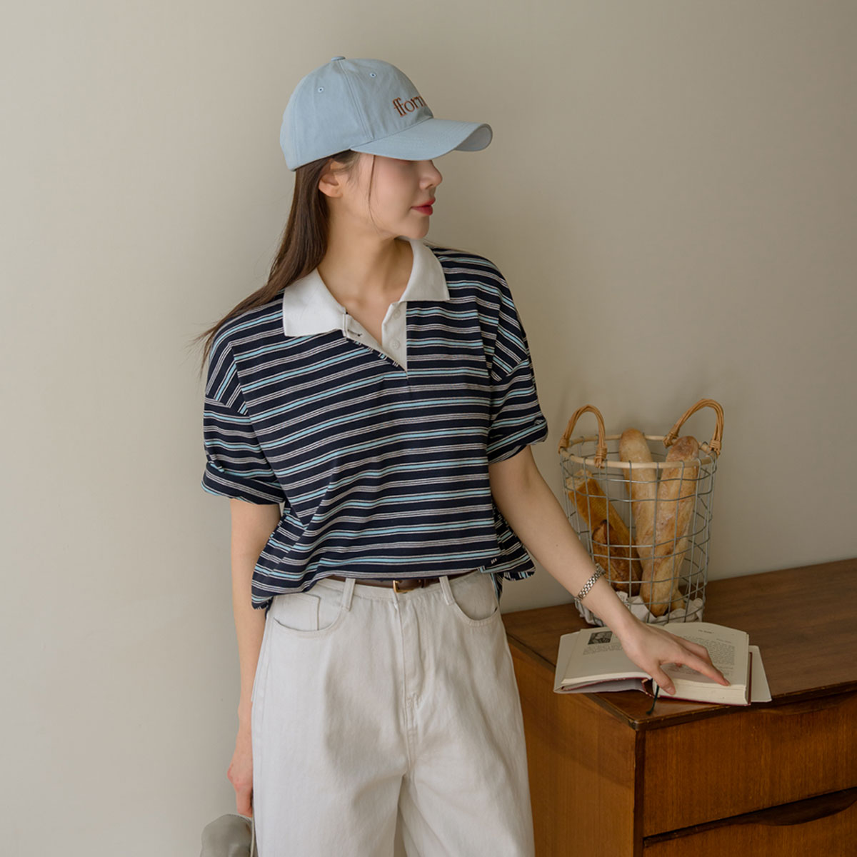 Colored striped collared short-sleeve tee