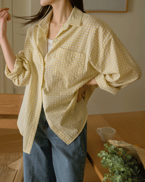 On the Back Patch Loose Fit Check Shirt