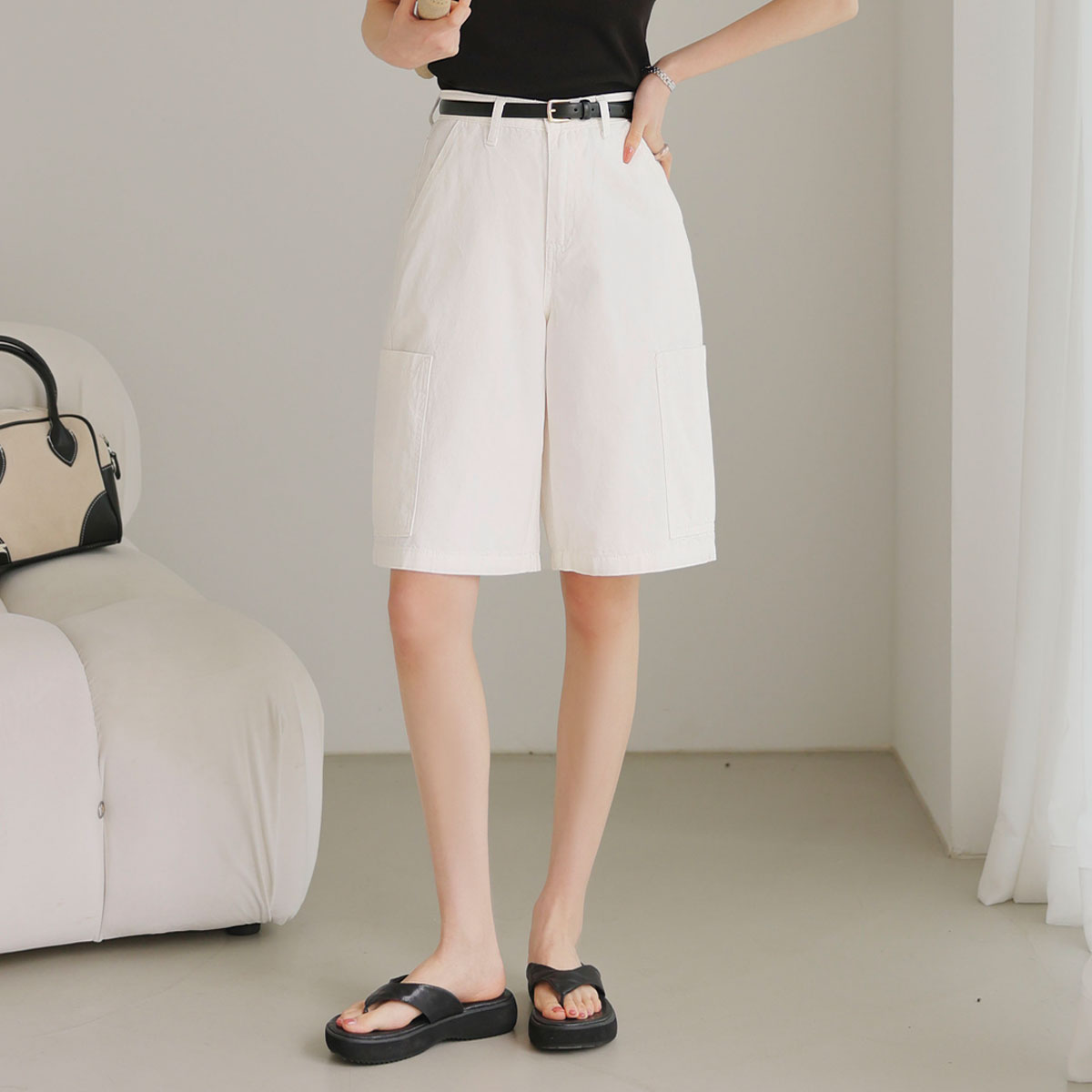 Back Buckle Wide Cotton Bermuda Pants