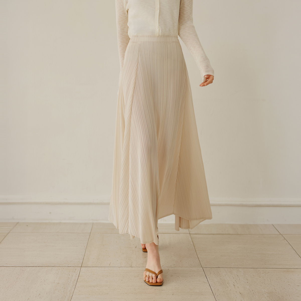 <b>[Made]</b> Grace Pleats Maxi Flare Skirt