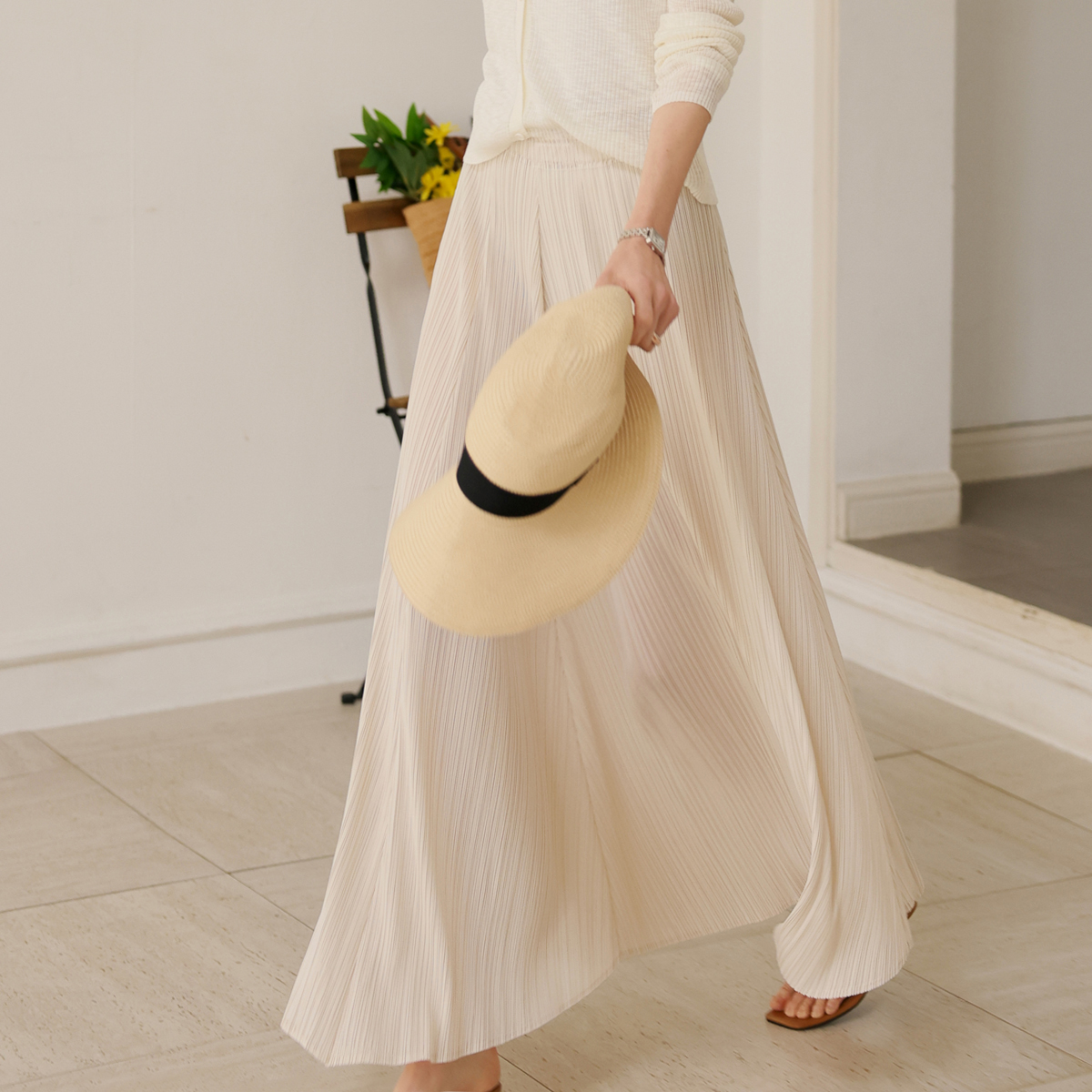 <b>[Made]</b> Grace Pleats Maxi Flare Skirt