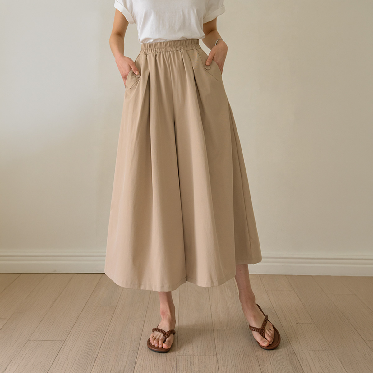 <b>[Special 2-Piece Deal]</b> Button Pocket 3/4 Skirt Pants