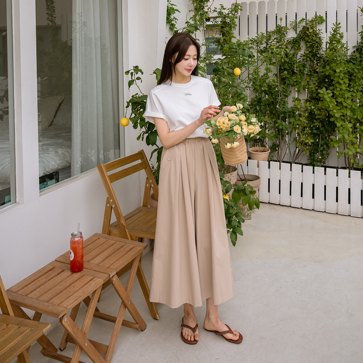 Button pocket cropped skirt-pants