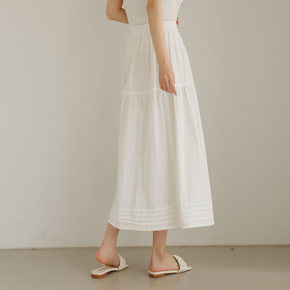 Pintuck banding tiered skirt