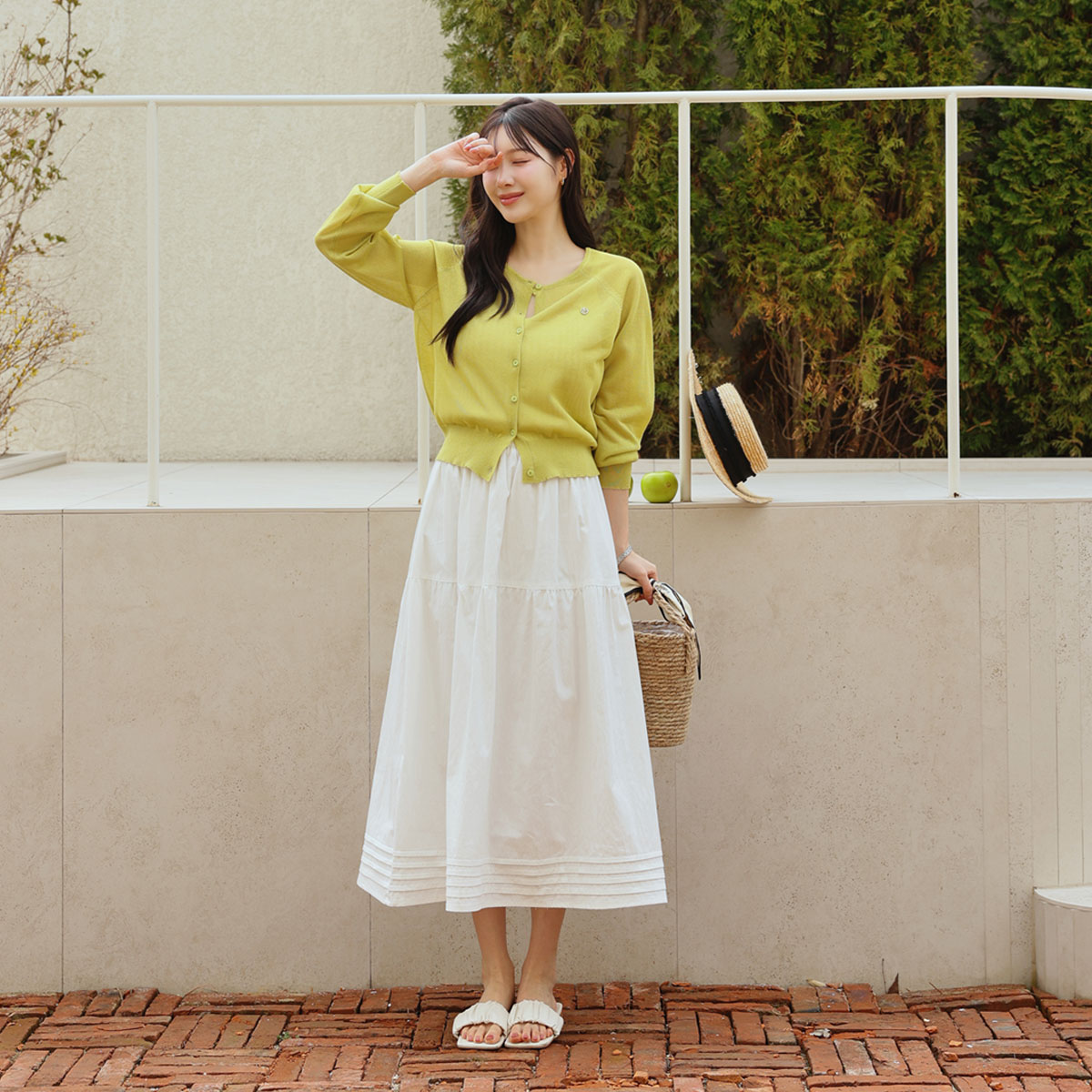 Pintuck banding tiered skirt