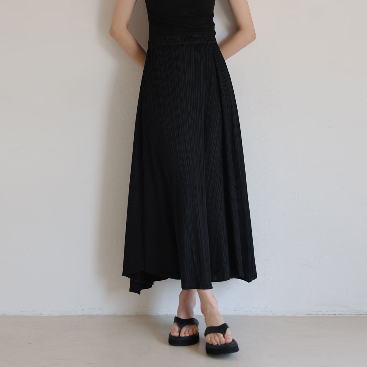 <b>[Made]</b> Grace Pleats Maxi Flare Skirt