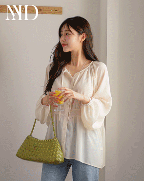 <b>[Made]</b> Flowy Chiffon Shirred Blouse