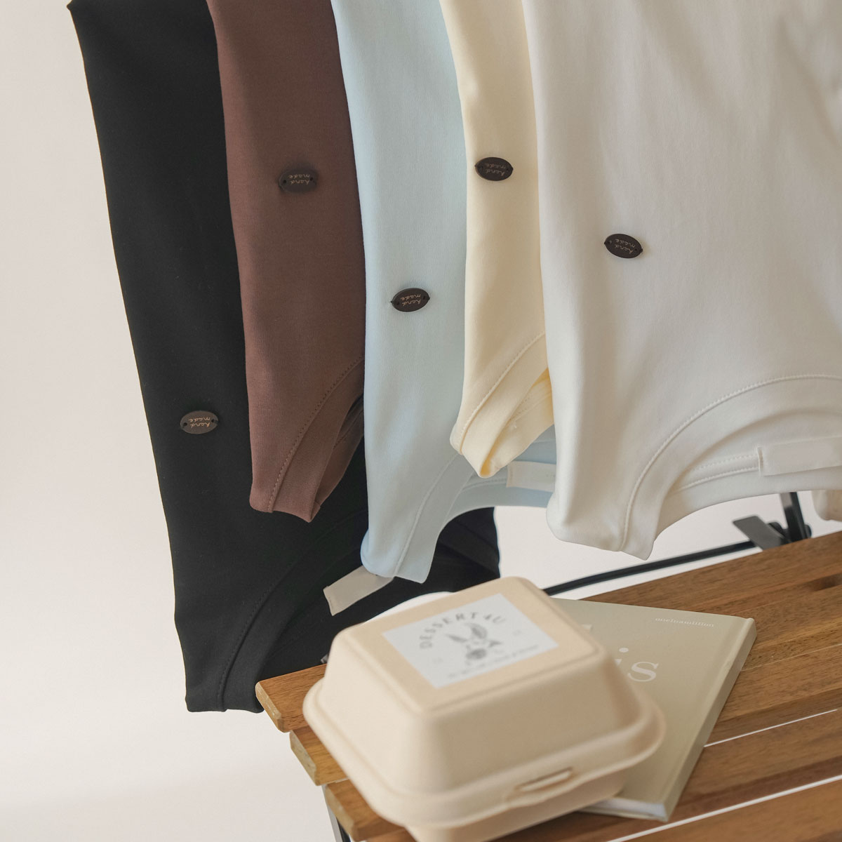 Wooden Pendant Rollup Short T-shirts