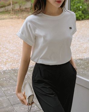 Wooden Pendant Rollup Short T-shirts