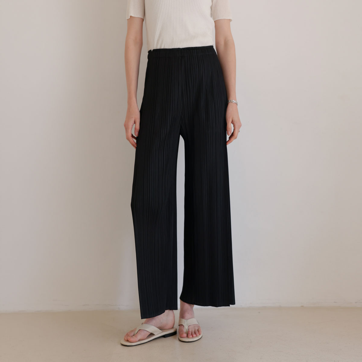 <b>[Made]</b> Grace Pleats Elastic Waist Wide Pants