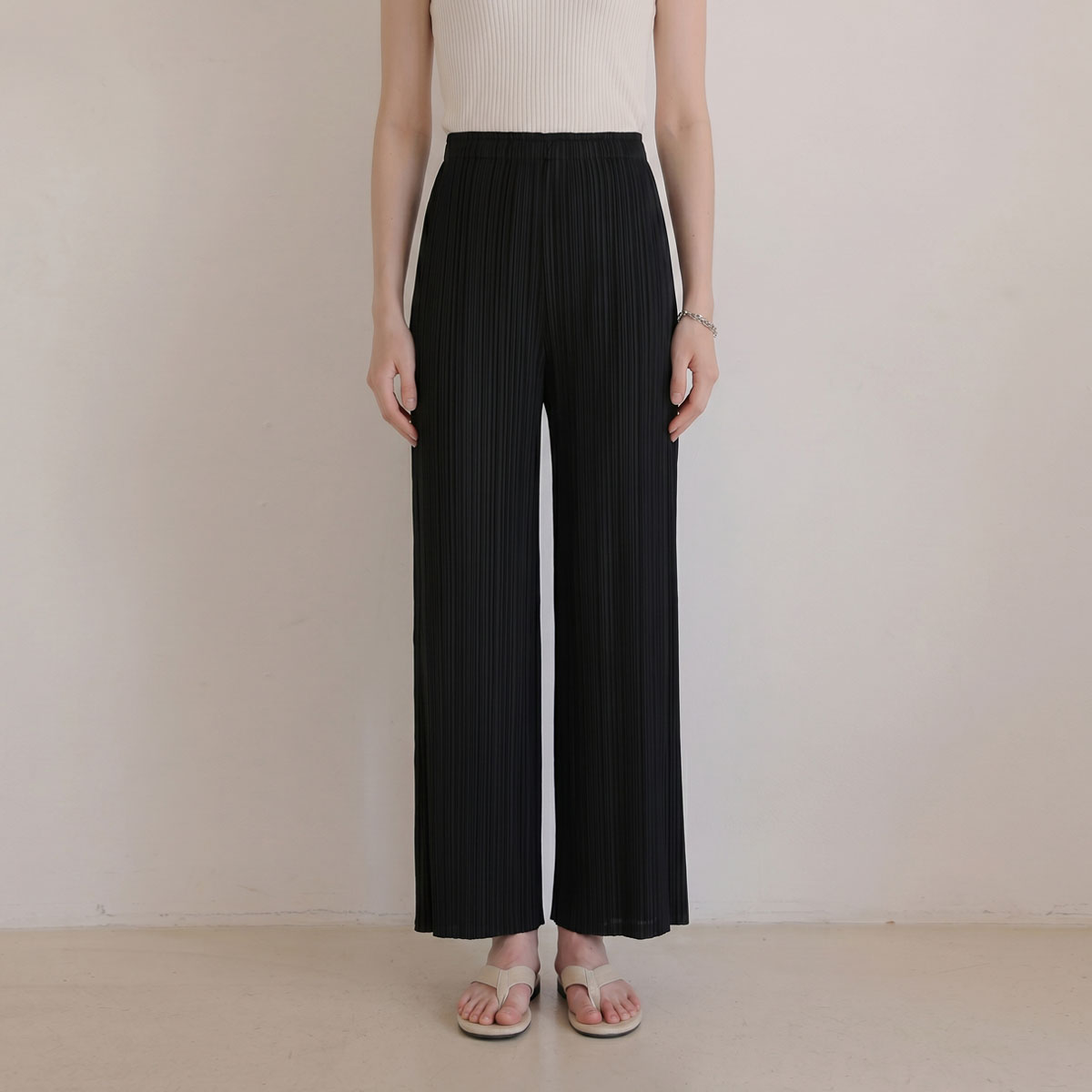 <b>[Made]</b> Grace Pleats Elastic Waist Wide Pants