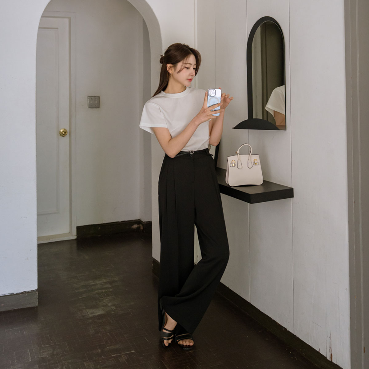 <b>[Wrinkle-Free/Silk Material][Made]</b> Wrinkle-Free Char Silk Two-Pin Tuck Slacks