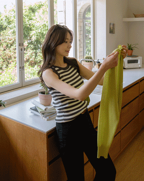 Soft viscose sleeveless knit