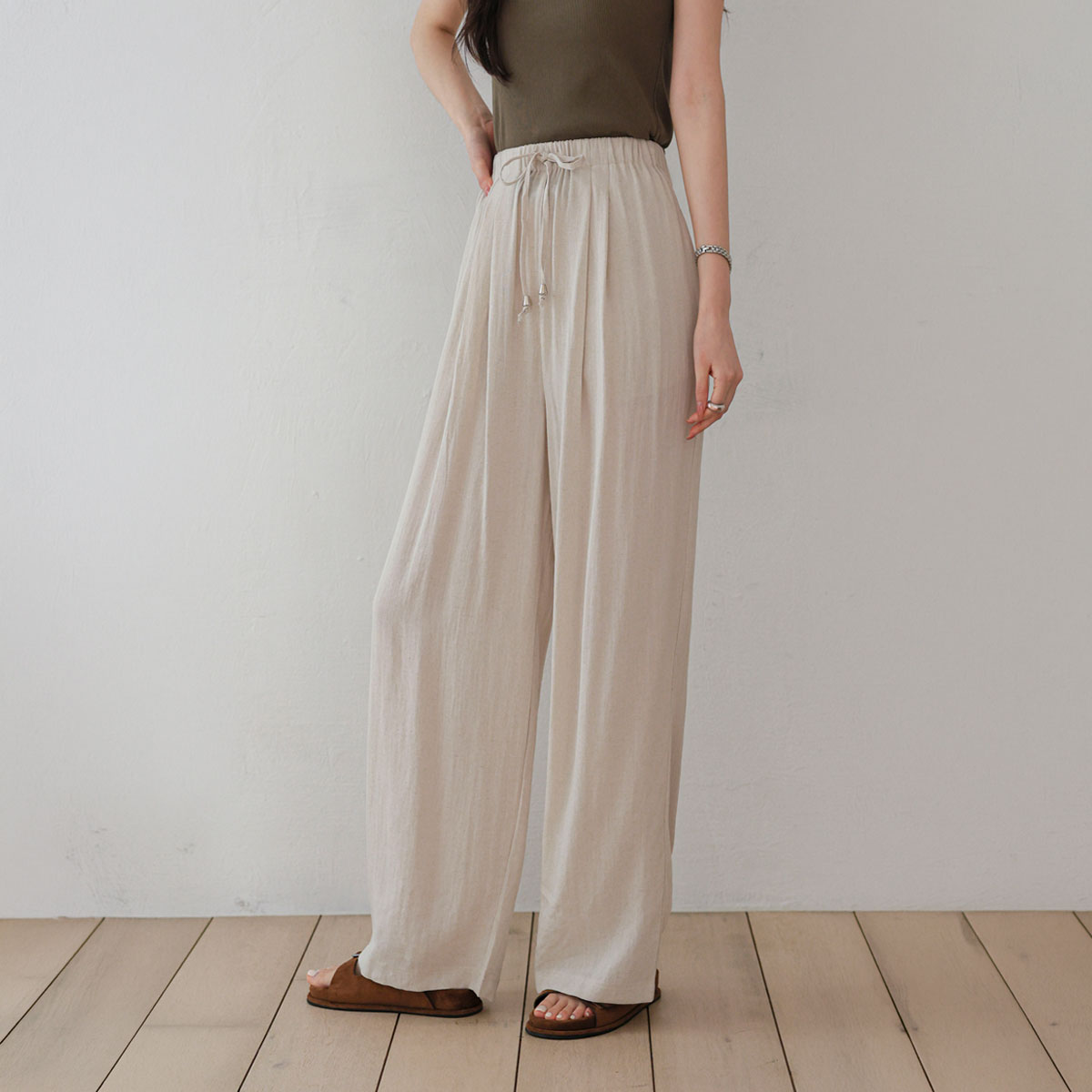 Cooling Two-Pin Tuck Linen Wide Pants