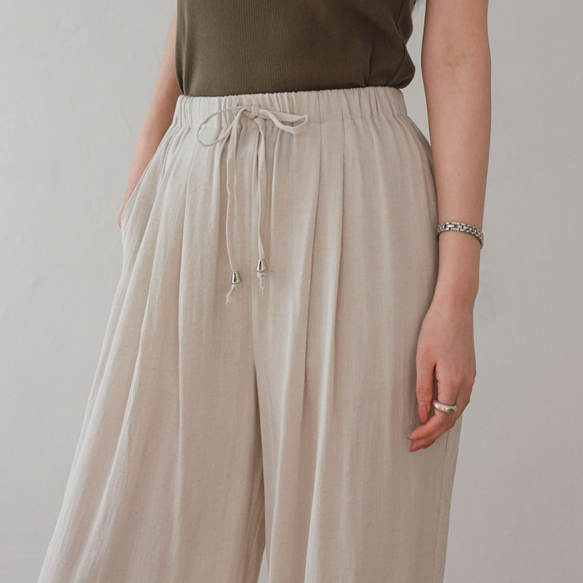 Cooling Two-Pin Tuck Linen Wide Pants