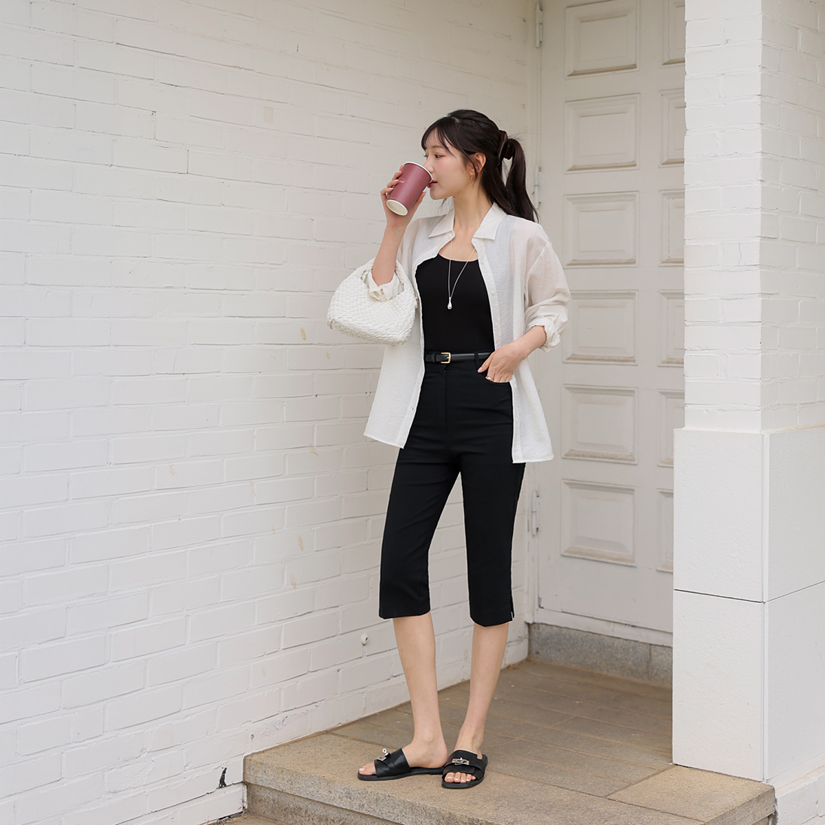 <b>[Made]</b> Summer's Spandex Capri Slit Pants