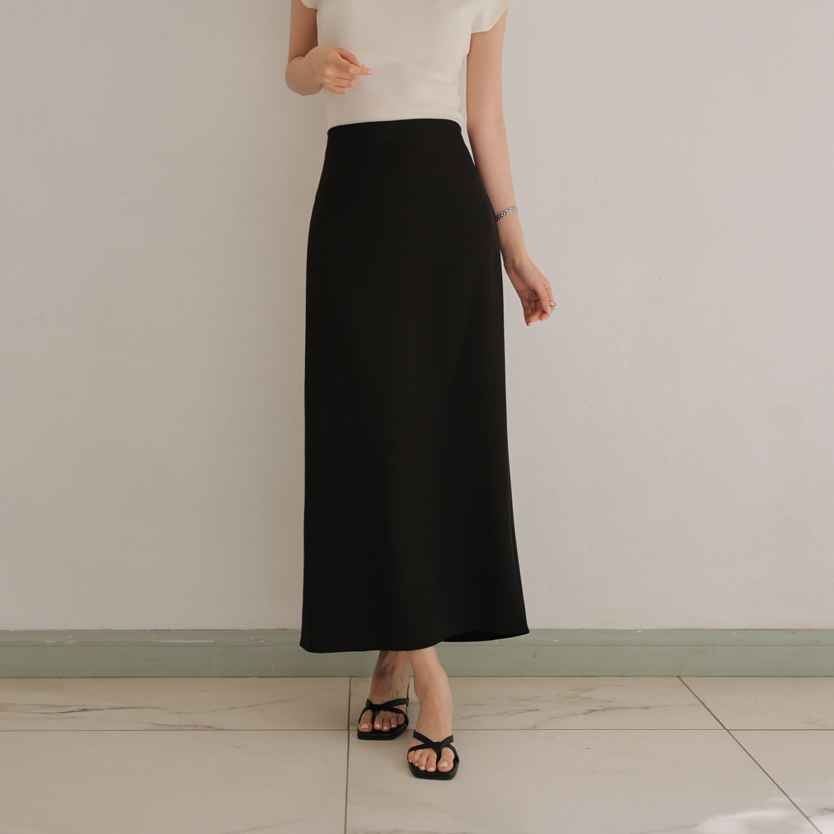 <b>[Wrinkle-Free/Back Elastic Waist/Body Shape Coverage][Made]</b> Wrinkle-Free Charsilket Rong Skirt