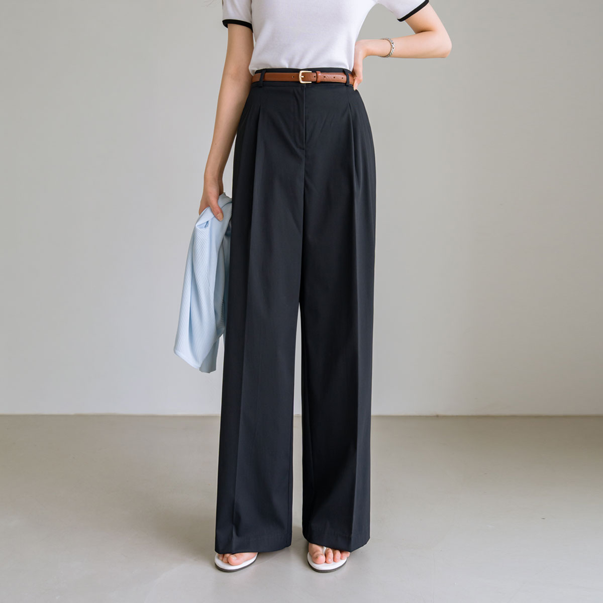 <b>[Opening Special]</b> <b>[Made]</b> primium Soft Two-Pin Tuck Wide Slacks