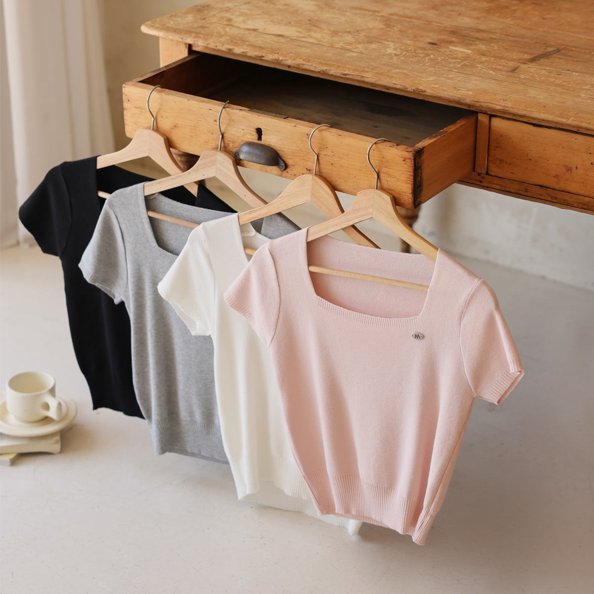 Cooling Silver Square Short Sleeve Knit