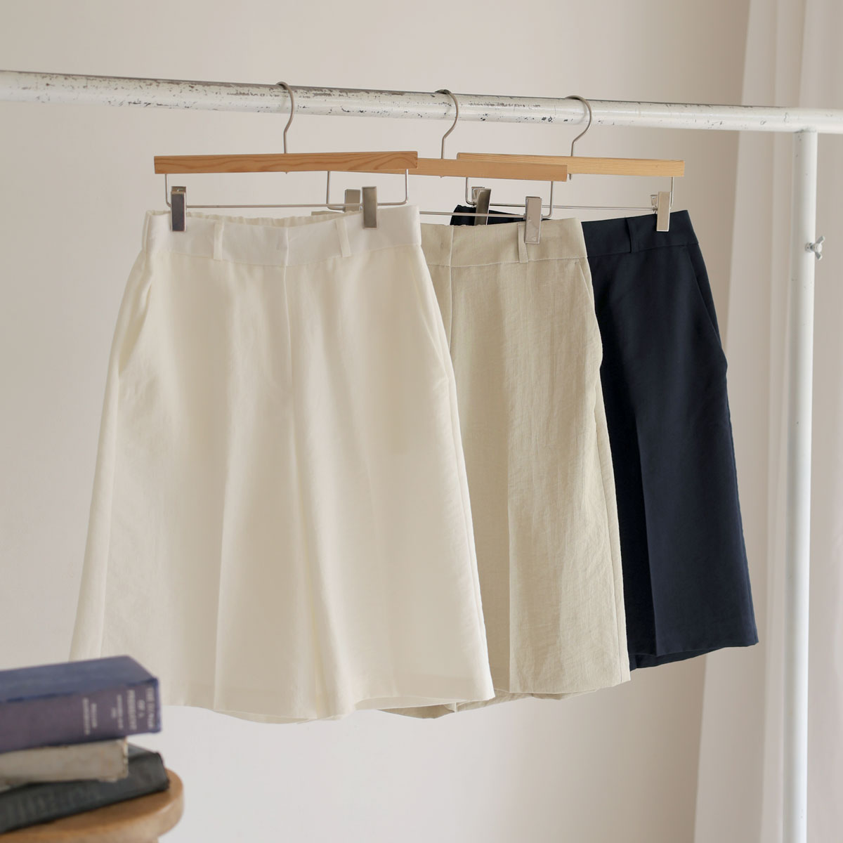 Soft Cooling Bermuda Half-length Slacks