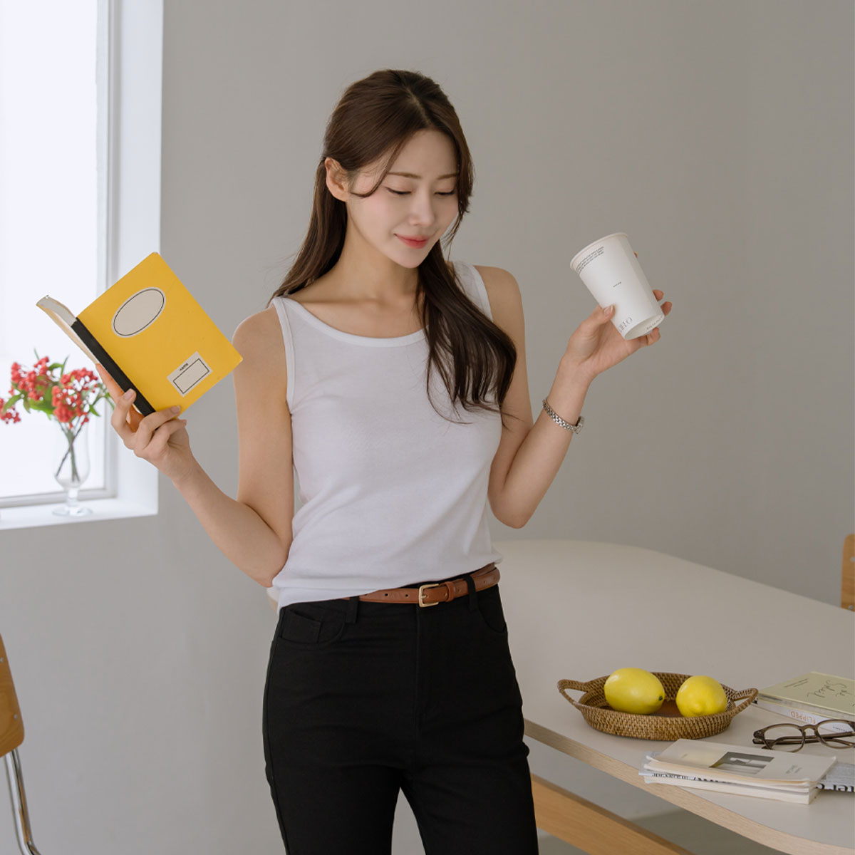 Boat neck spandex sleeveless top